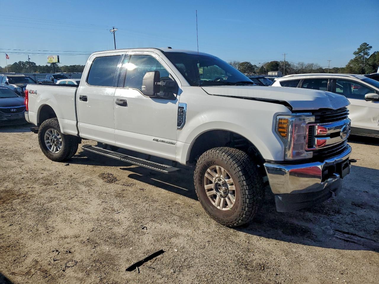 2019 Ford F250 Super Duty - Image 4