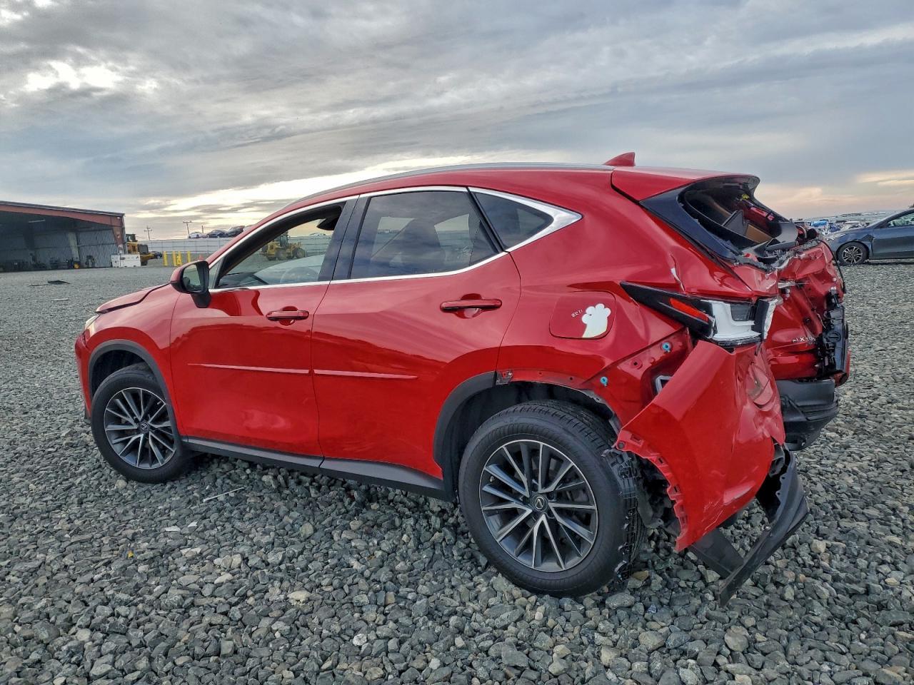 2022 Lexus Nx 350H - Image 2