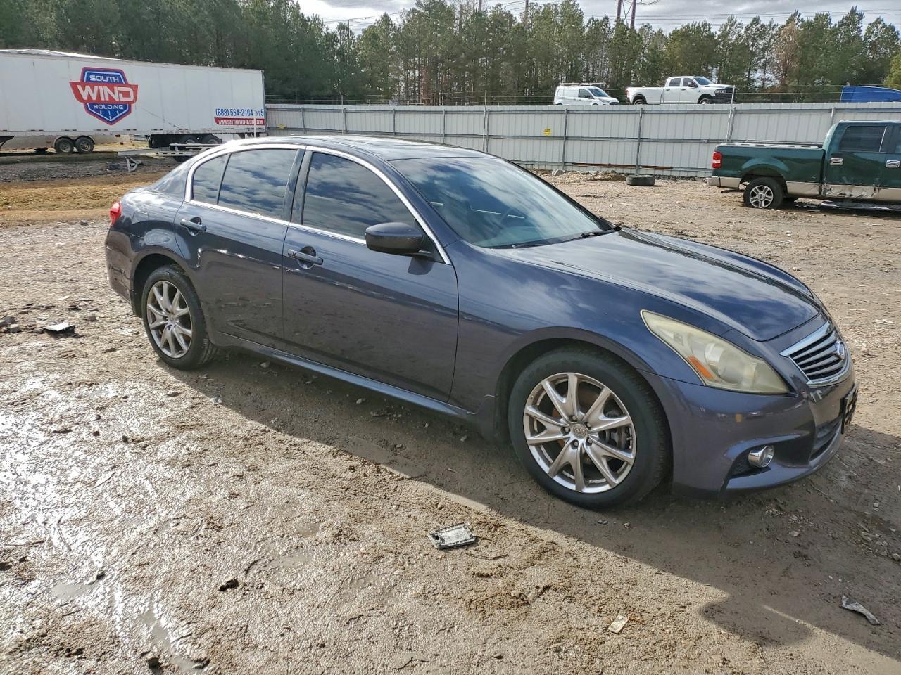 2011 Infiniti G37 - Фото 4