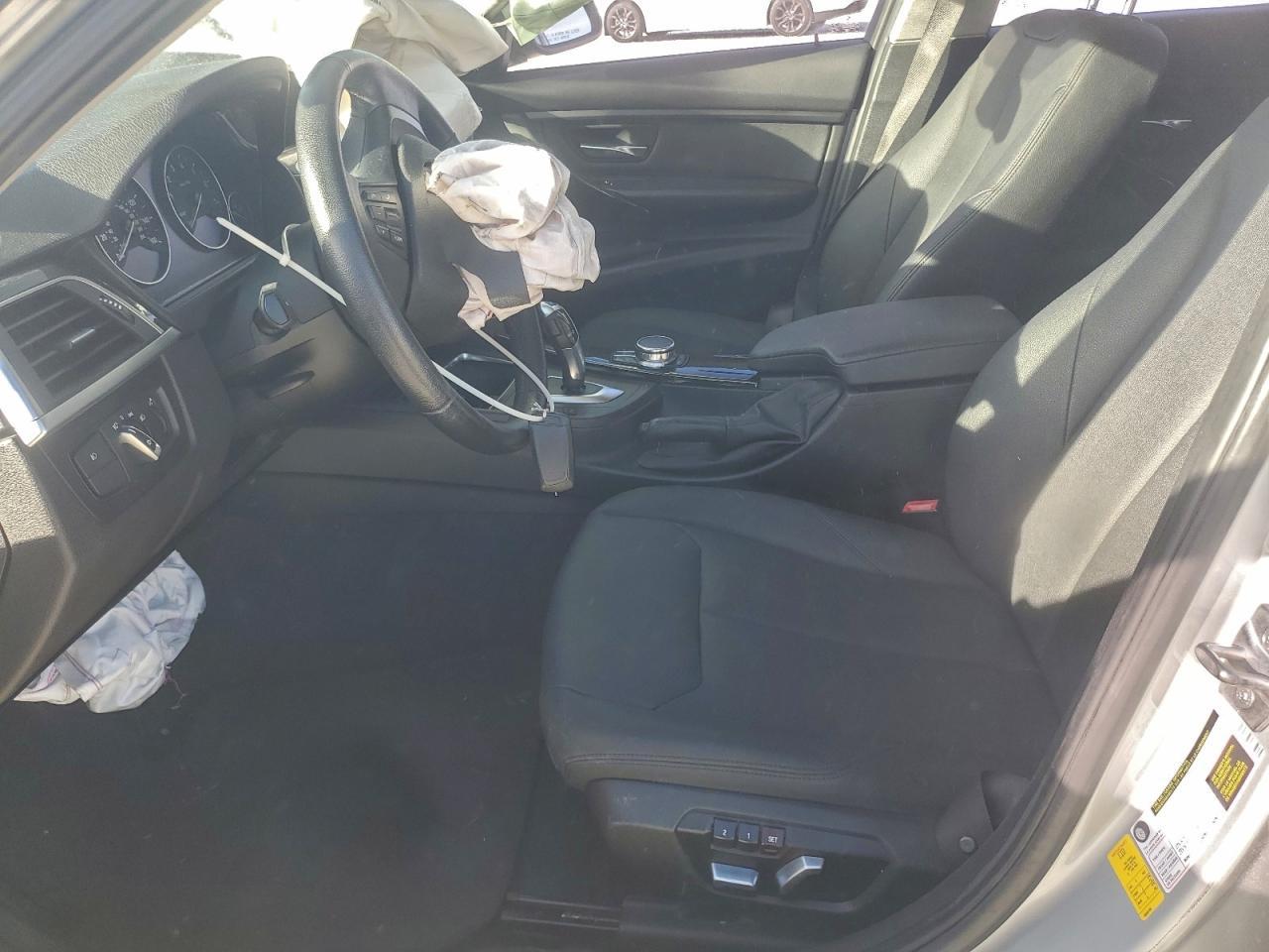 2017 BMW 320 I - Image 7