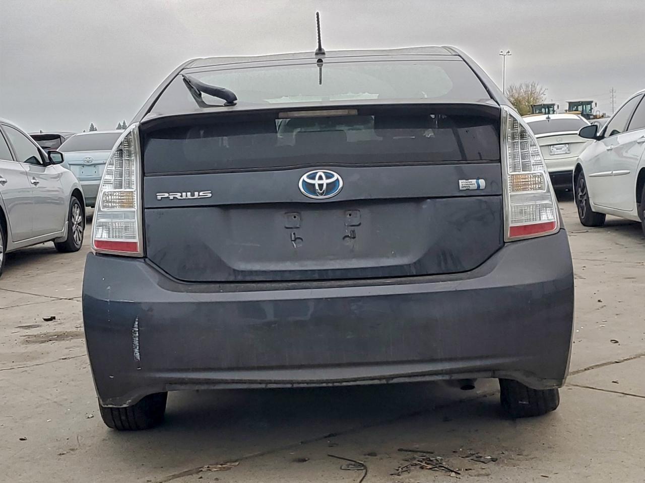 2014 Toyota Prius - Image 6