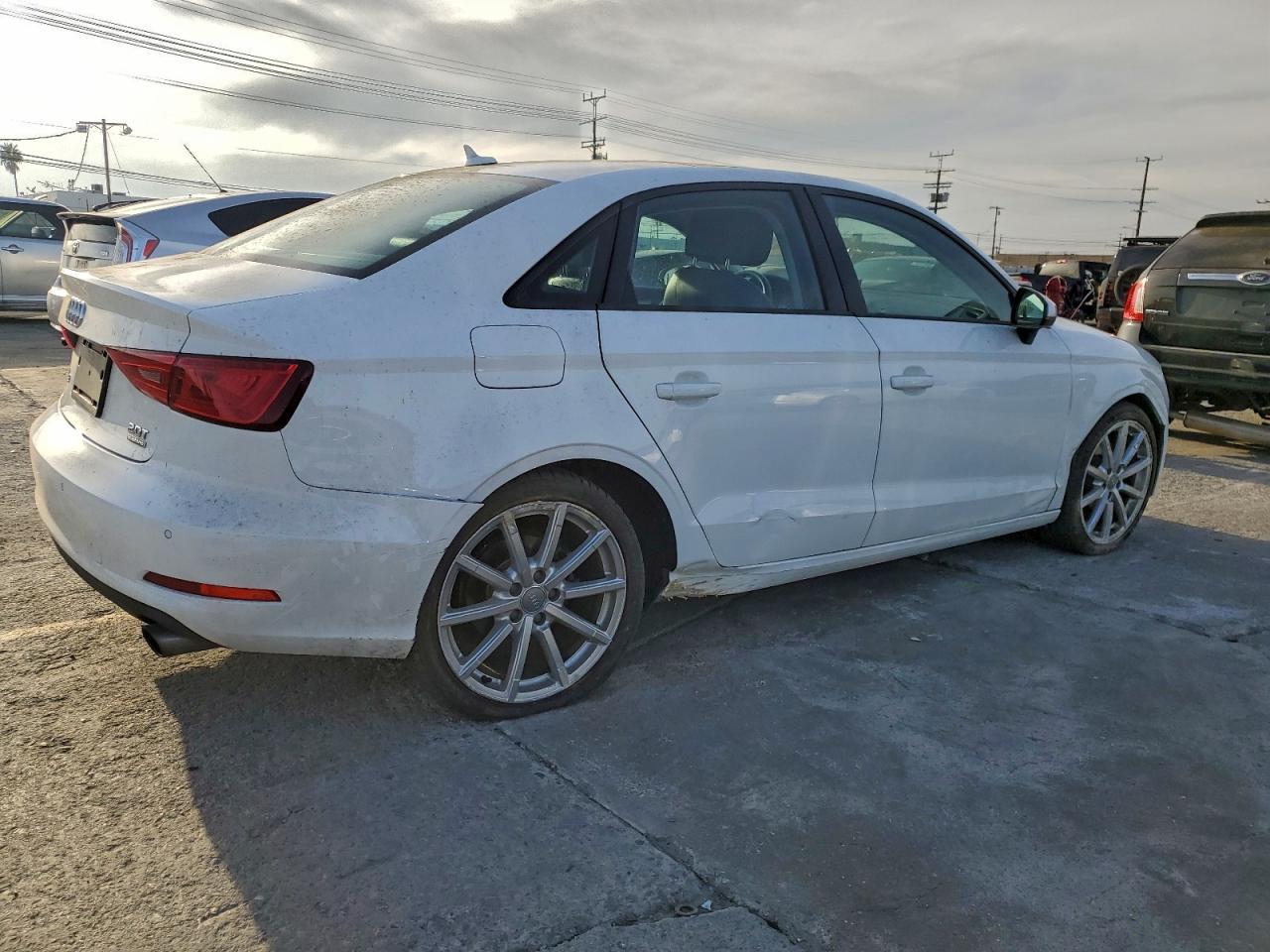 2016 Audi A3 Premium - Image 3