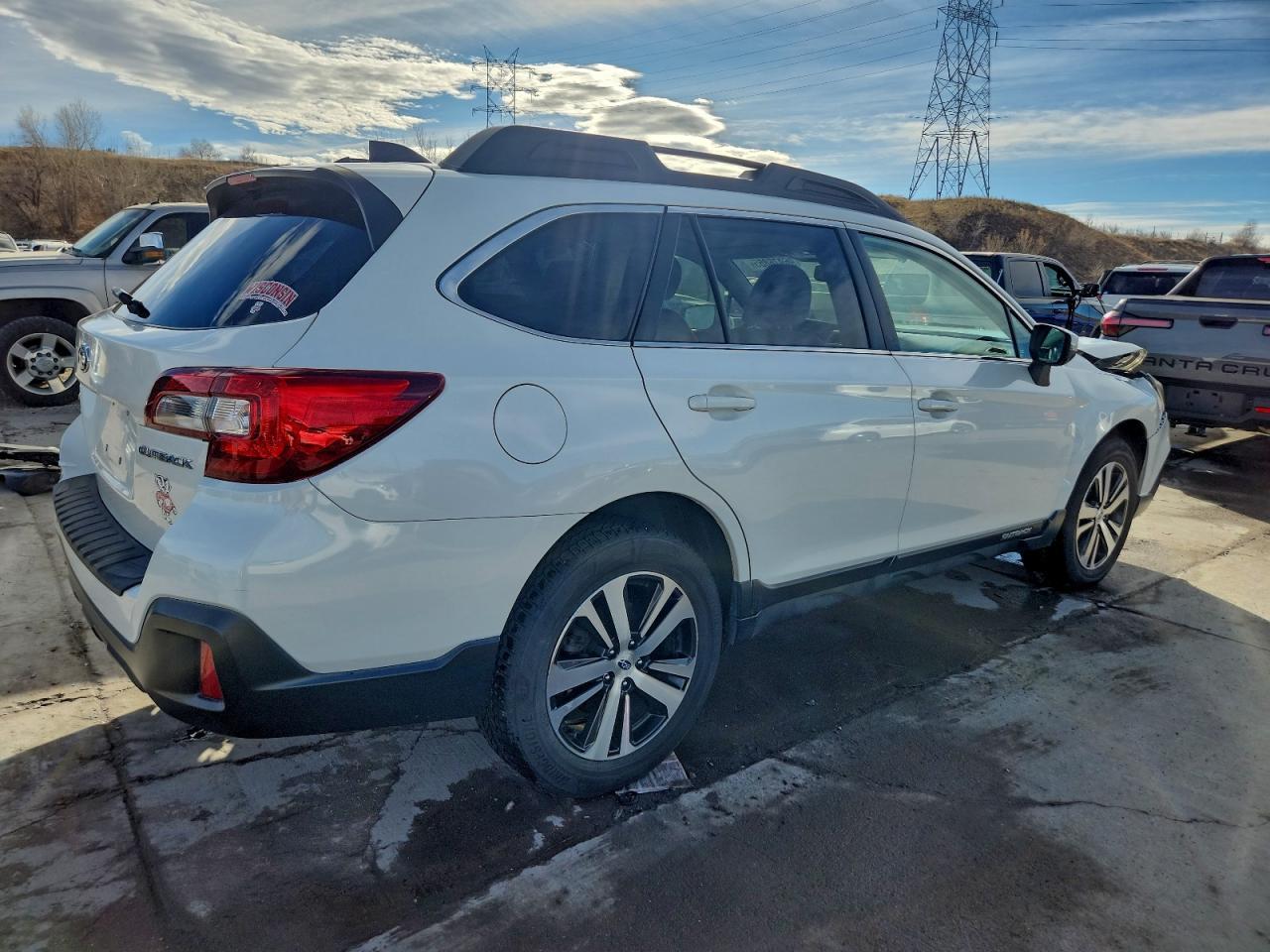 2018 Subaru Outback 2.5I Limited - Image 3