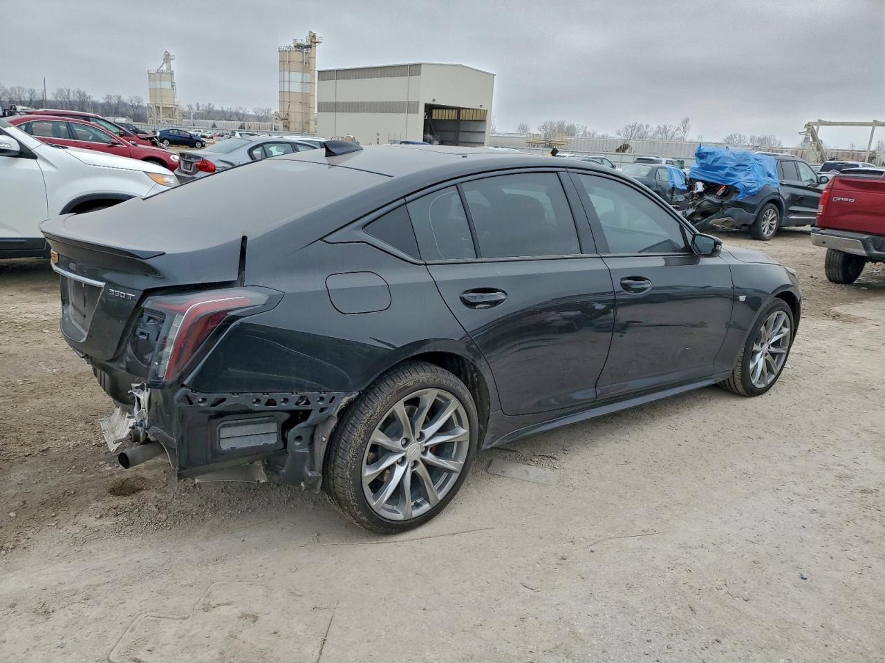 2023 Cadillac Ct5 Sport - Фото 3