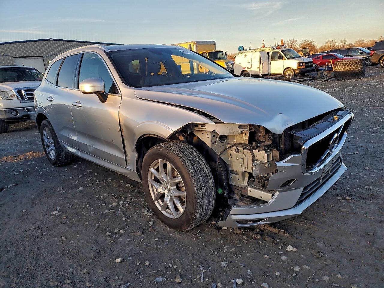 2019 Volvo Xc60 T5 - Image 4