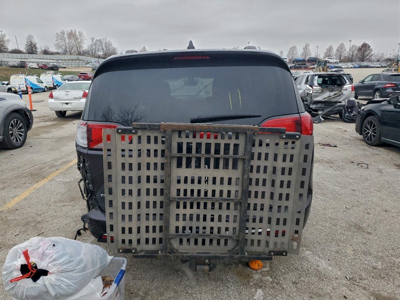 2018 Chrysler Pacifica Touring L Plus - Image 6