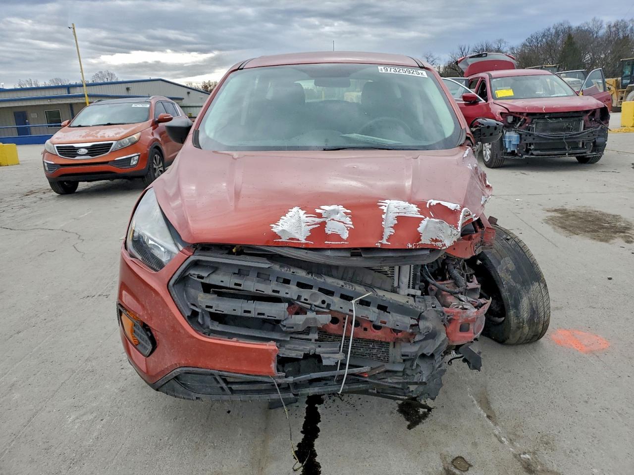 2019 Ford Escape S - Фото 5