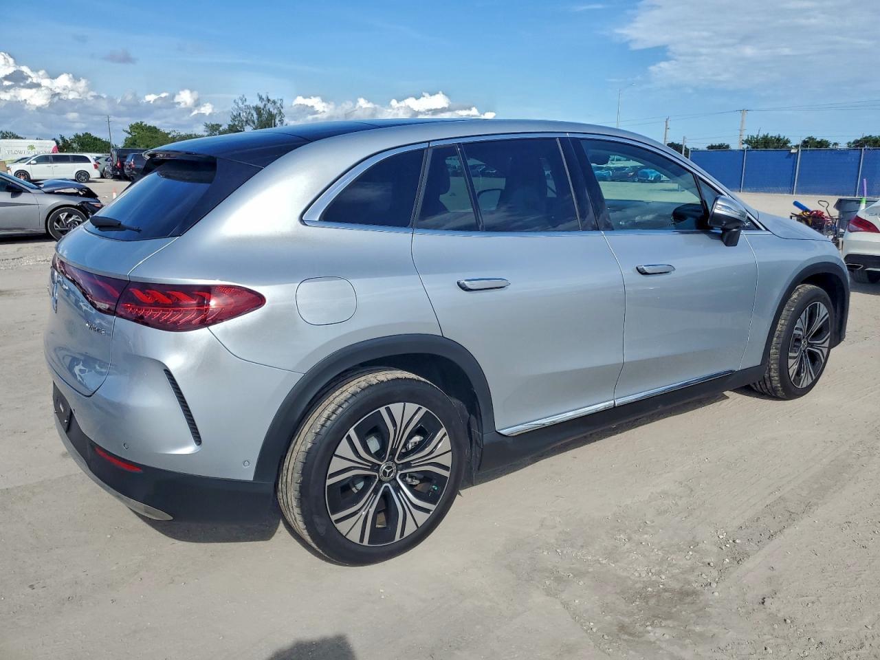 2024 Mercedes-Benz Eqe Suv 350 4Matic - Фото 3