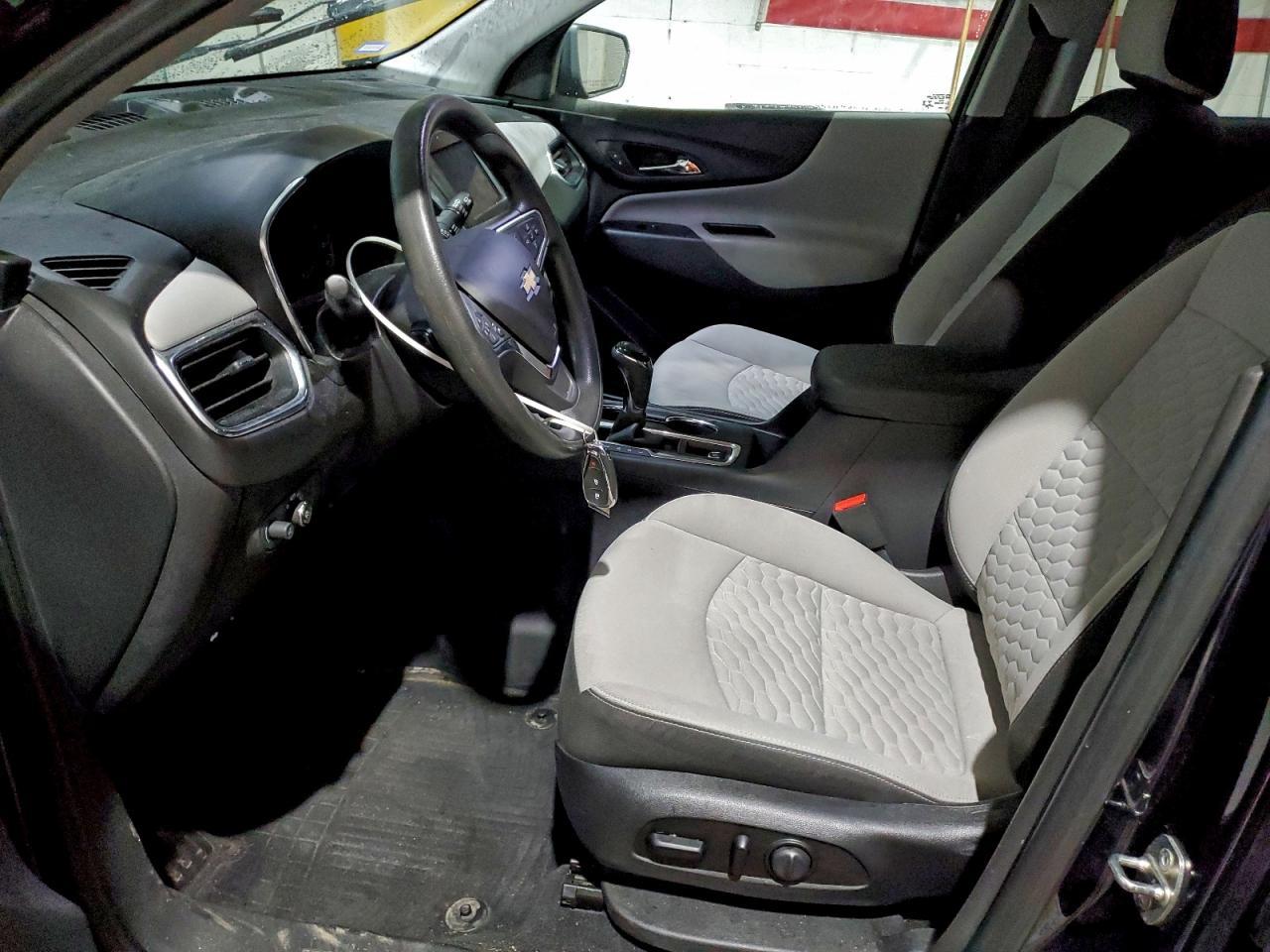 2020 Chevrolet Equinox Ls - Image 7