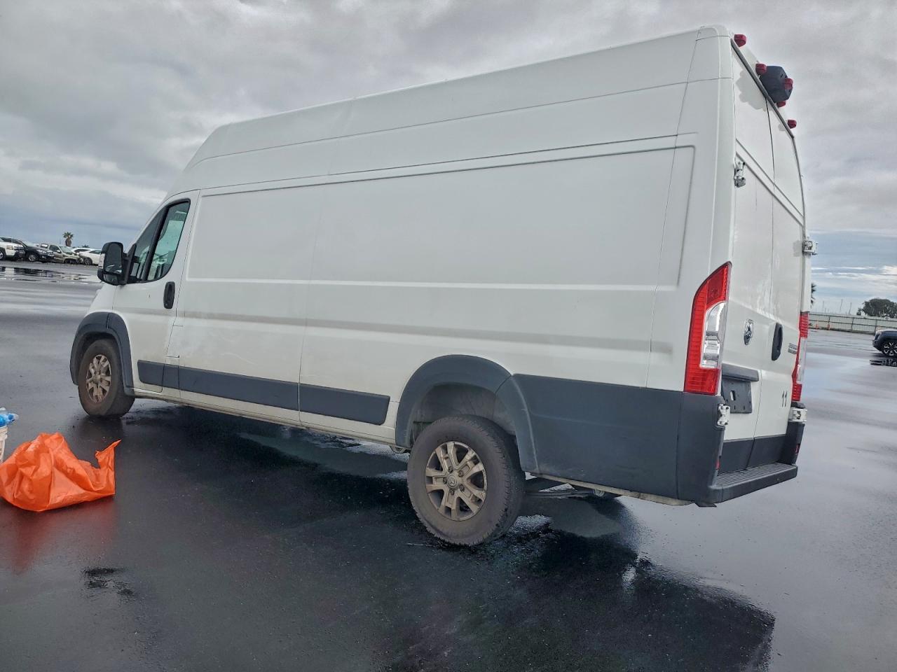 2025 Ram Promaster 3500 Delivery Van - Фото 2