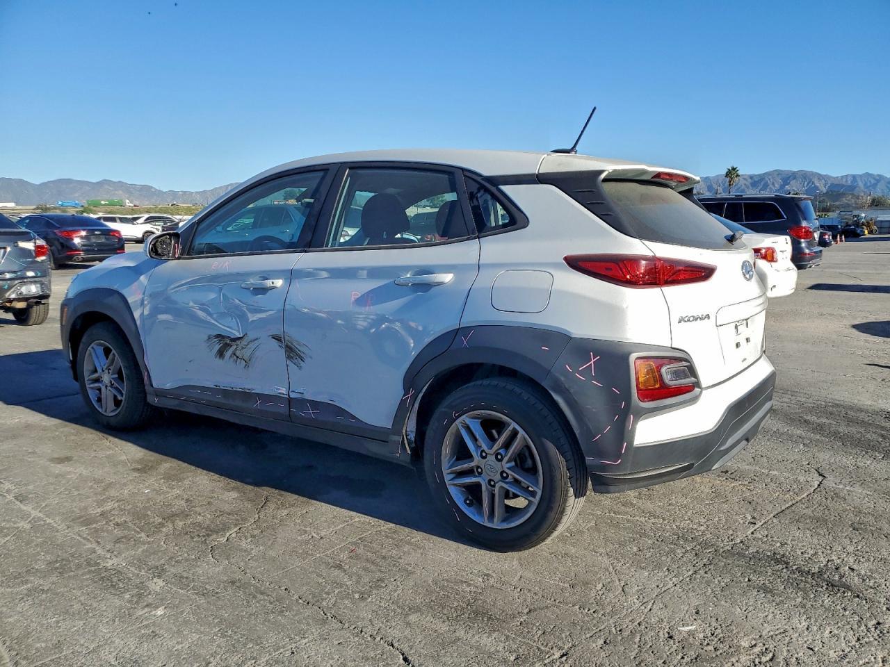 2020 Hyundai Kona Se - Image 2