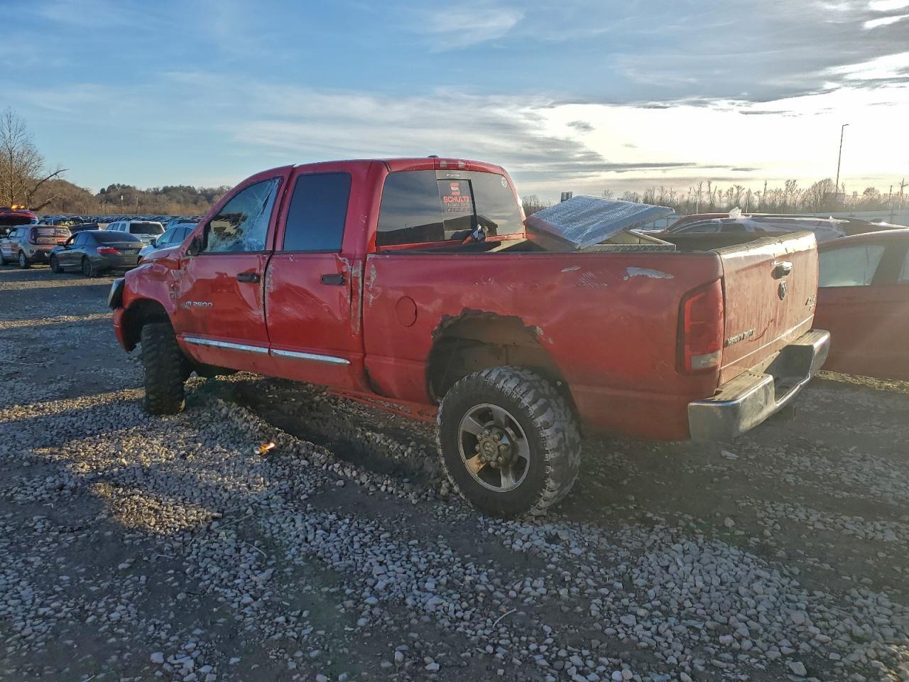 2006 Dodge Ram 2500 St - Фото 2