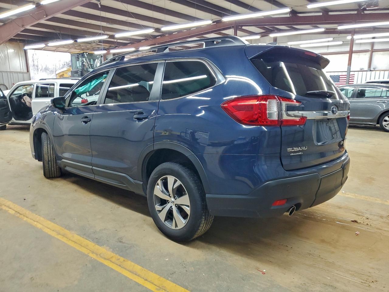 2024 Subaru Ascent Premium - Фото 2