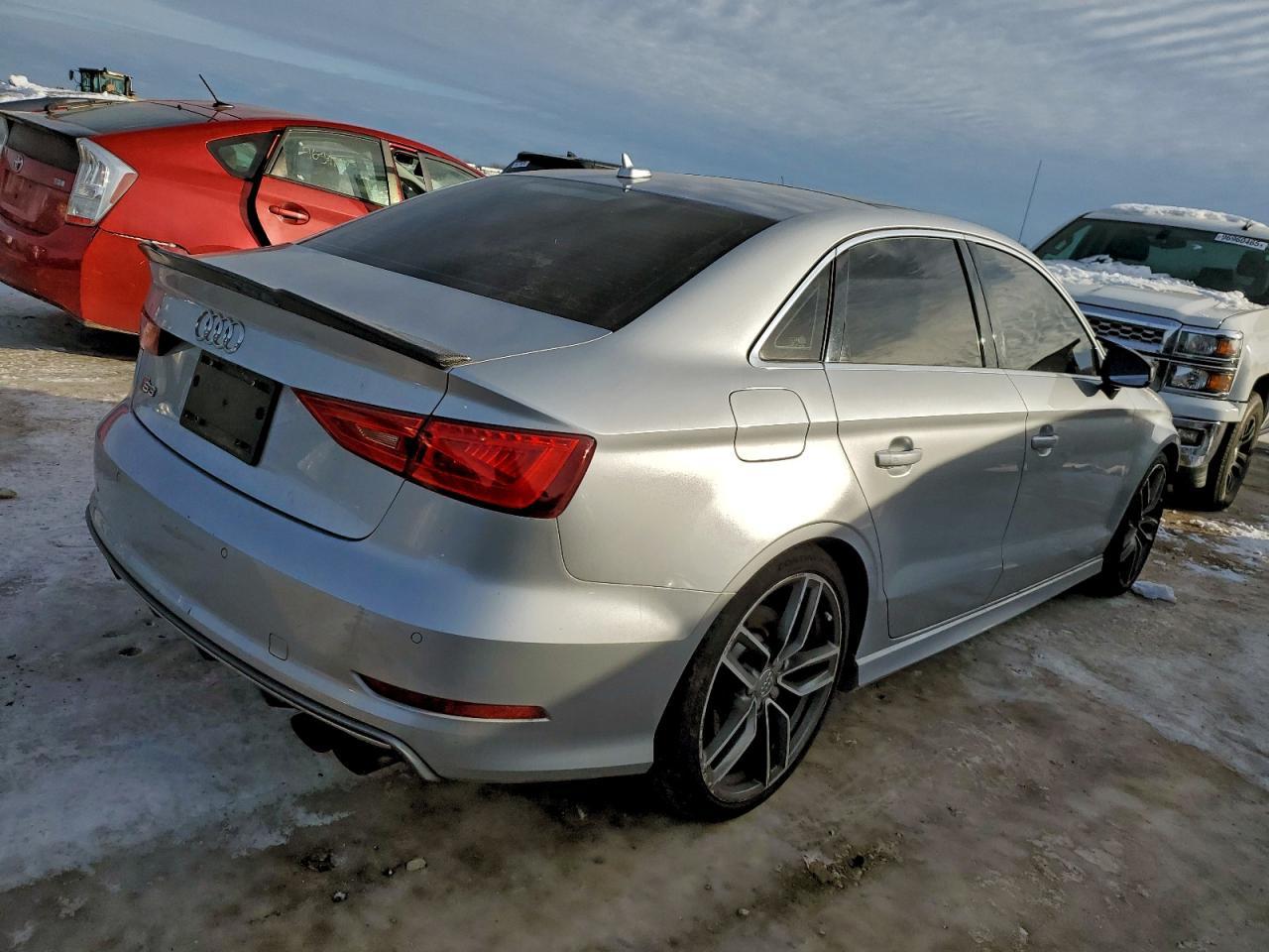 2015 Audi S3 Premium Plus - Фото 3