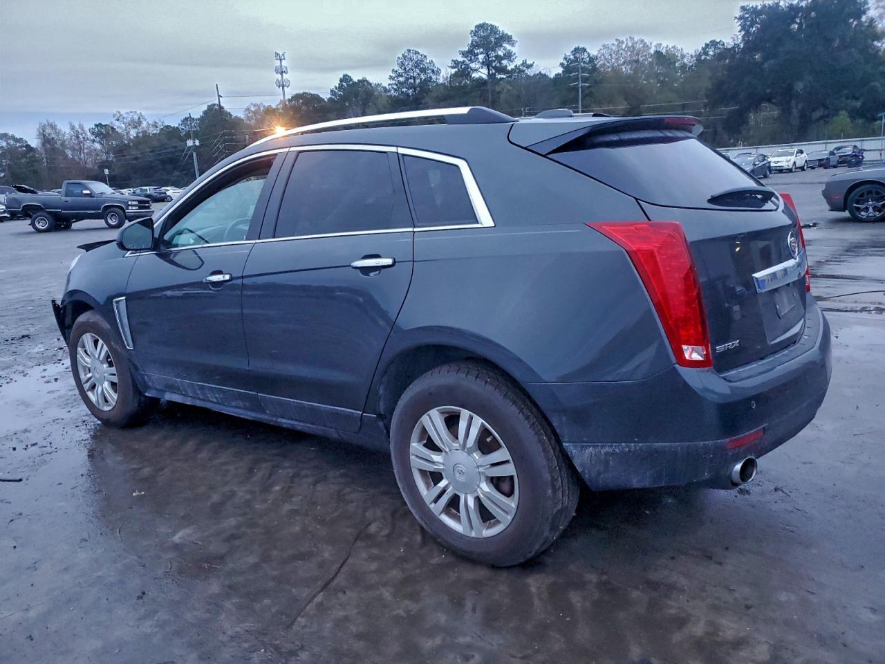 2016 Cadillac Srx Luxury Collection - Image 2