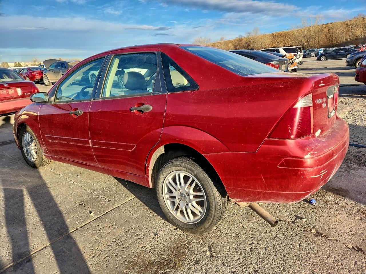 2005 Ford Focus Zx4 - Фото 2
