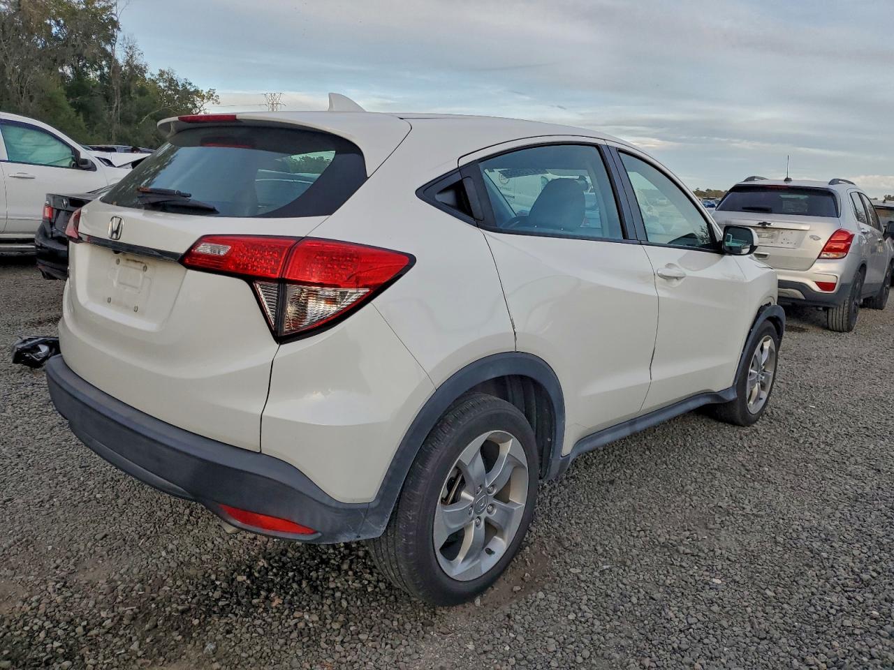 2021 Honda Hr-V Lx - Фото 3