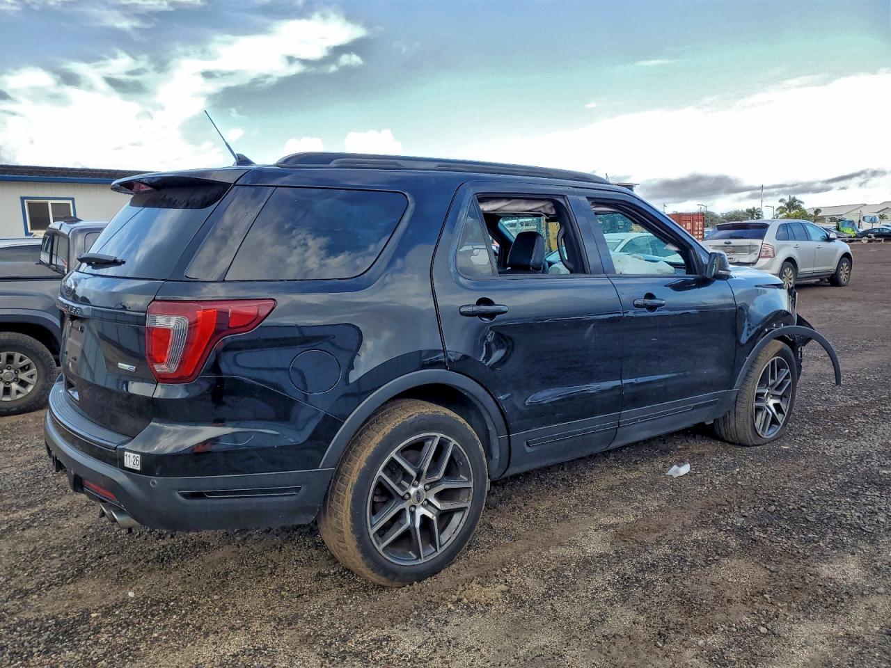 2018 Ford Explorer Sport - Image 3