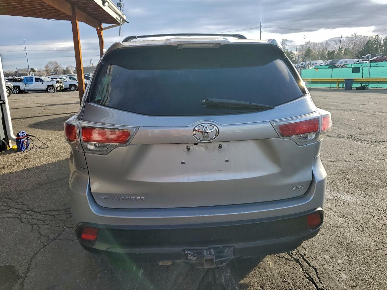 2016 Toyota Highlander Le - Фото 6