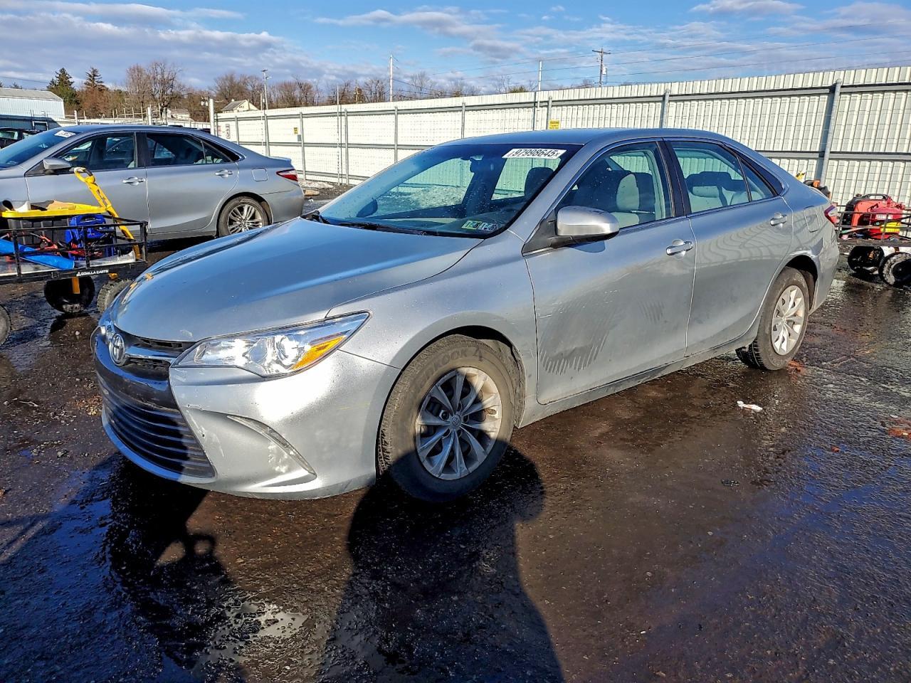 2015 Toyota Camry Le