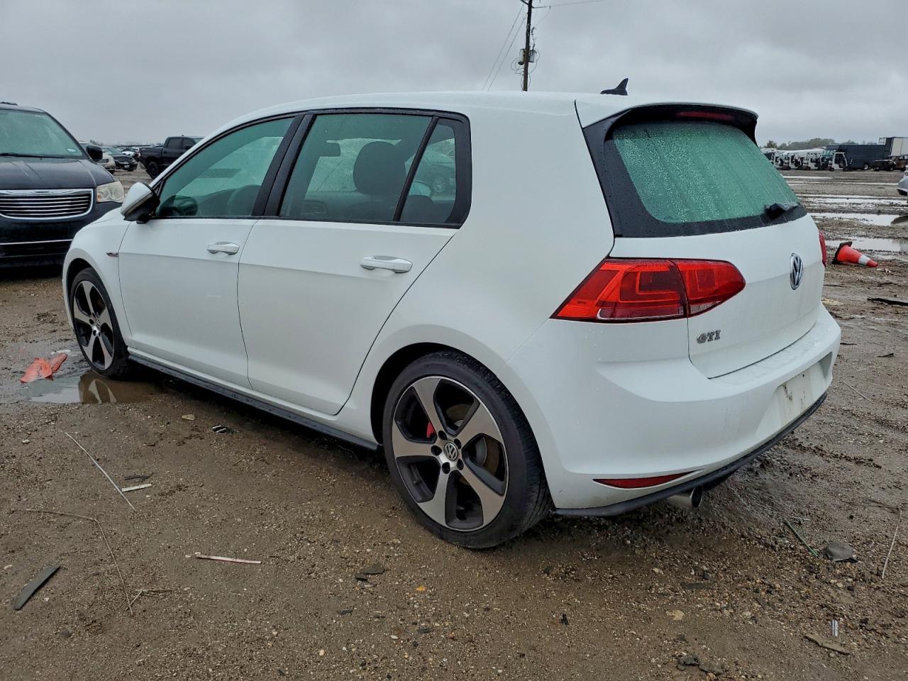 2017 Volkswagen Gti S - Image 2