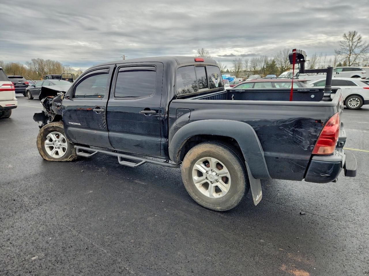 2015 Toyota Tacoma Double Cab - Image 2