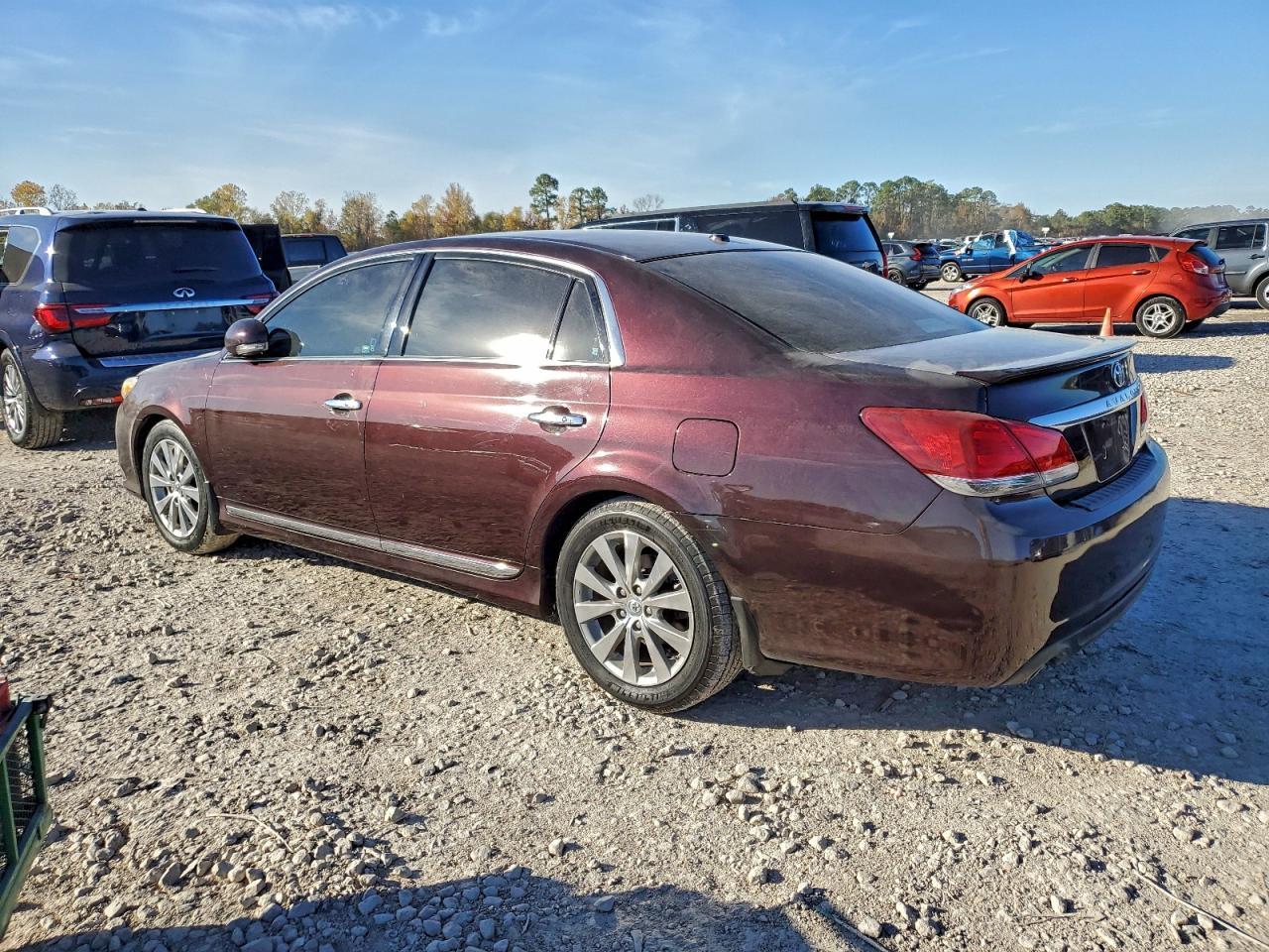 2012 Toyota Avalon Base - Фото 2