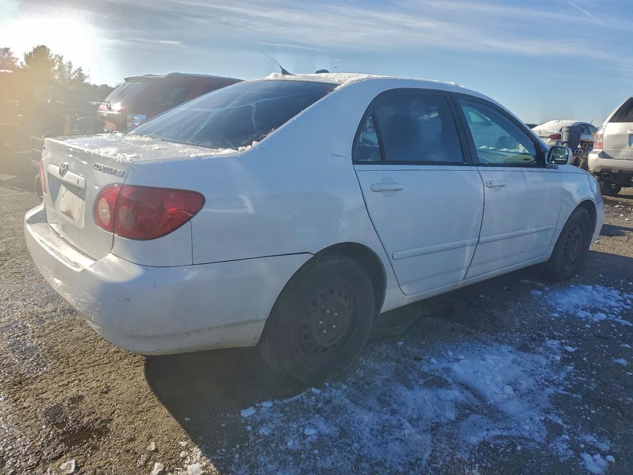2005 Toyota Corolla Ce - Image 3