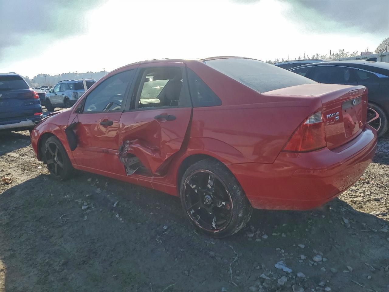 2005 Ford Focus Zx4 - Фото 2