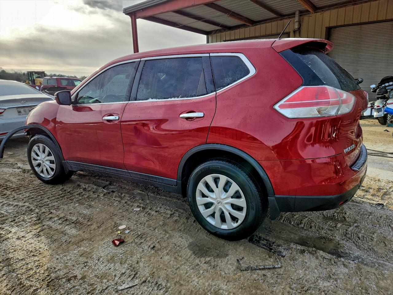 2015 Nissan Rogue S - Фото 2