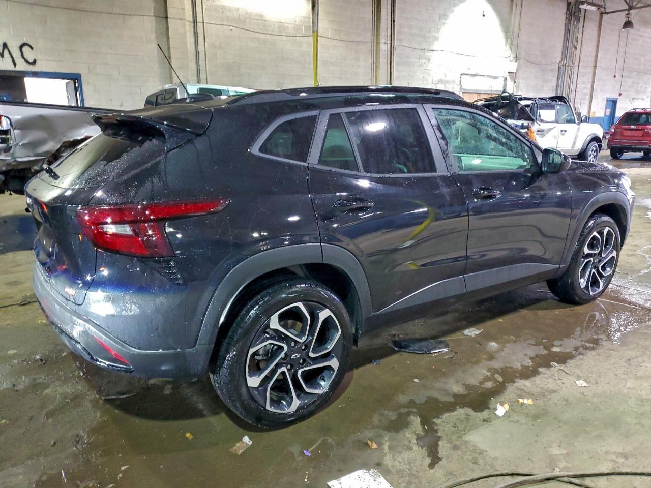 2025 Chevrolet Trax 2Rs - Image 3