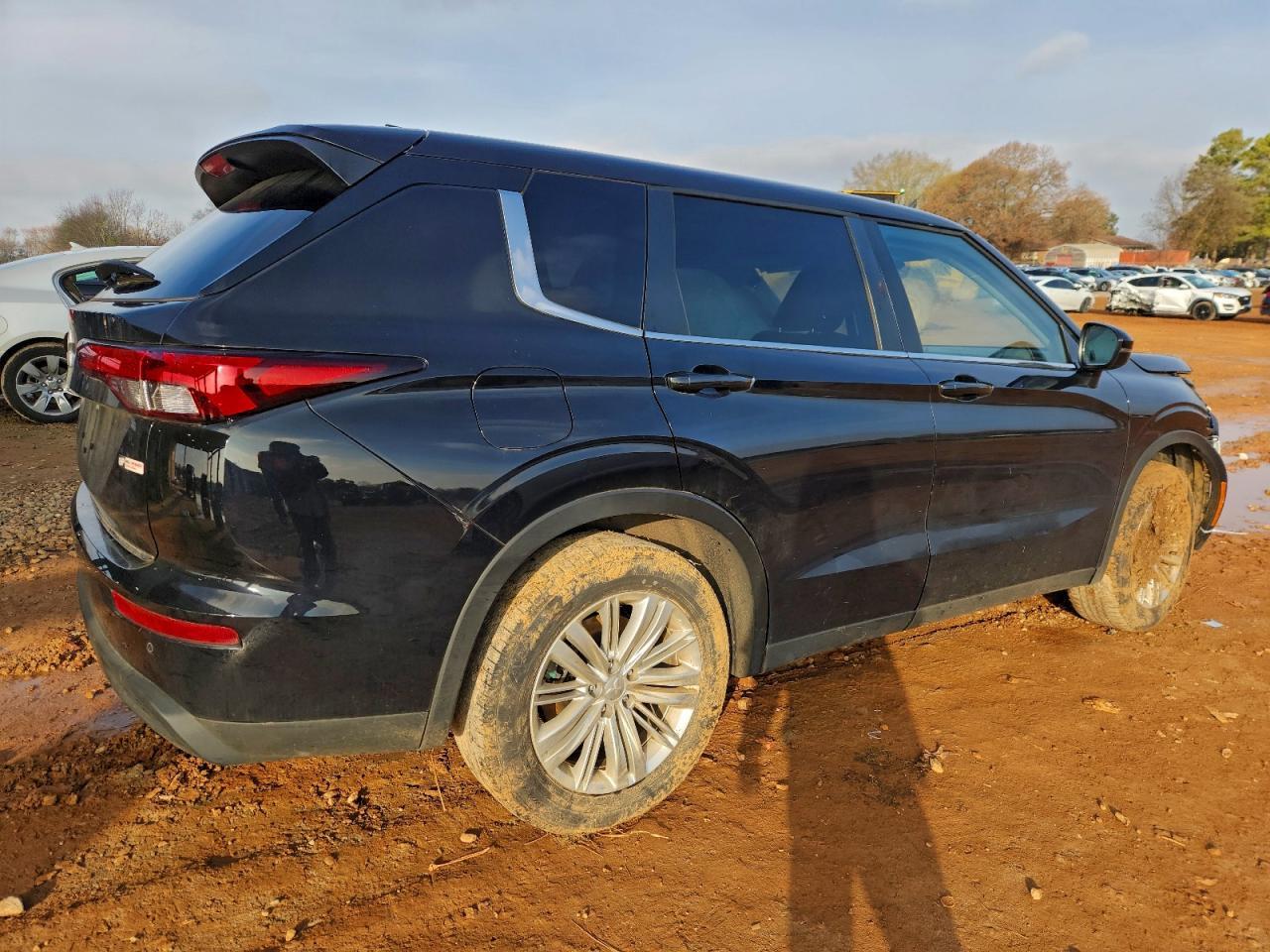 2024 Mitsubishi Outlander Es - Фото 3