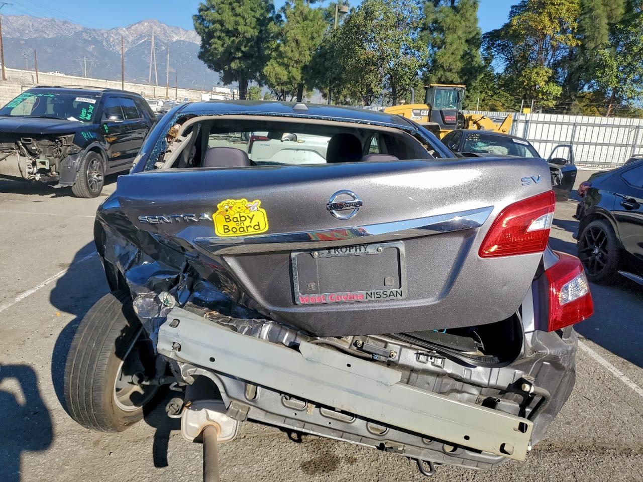 2018 Nissan Sentra - Image 6