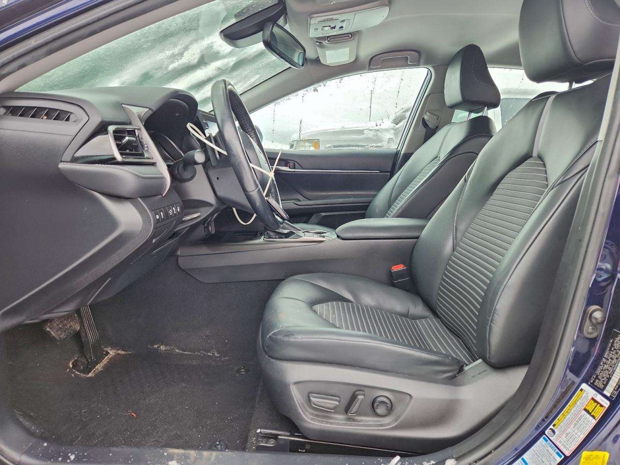 2021 Toyota Camry Se - Image 7