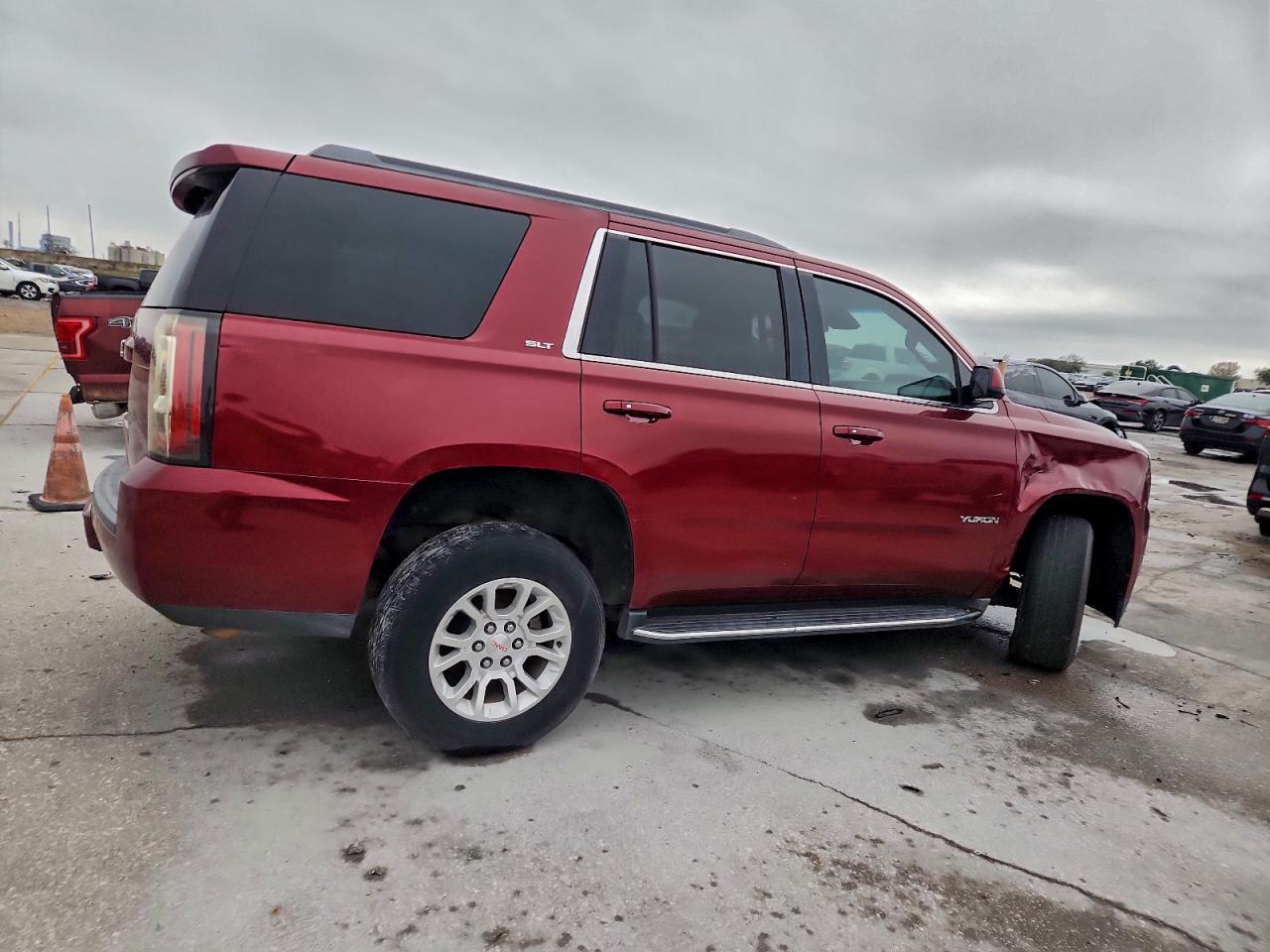 2017 GMC Yukon Slt - Image 3
