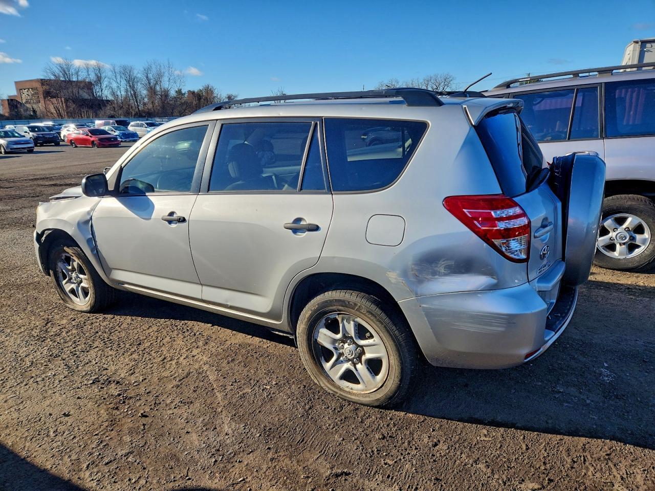 2011 Toyota Rav4 - Фото 2