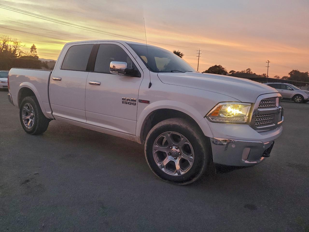 2016 Ram 1500 Laramie - Фото 4