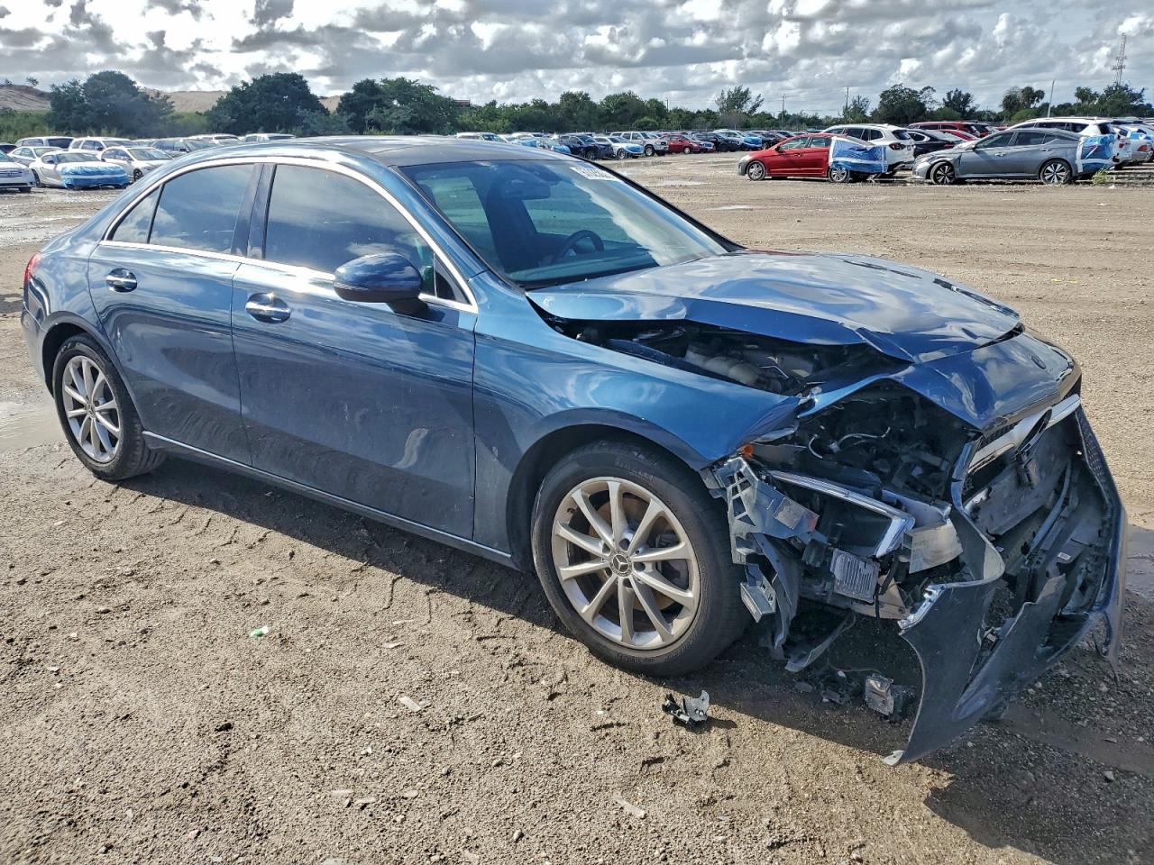 2021 Mercedes-Benz A 220 - Image 4