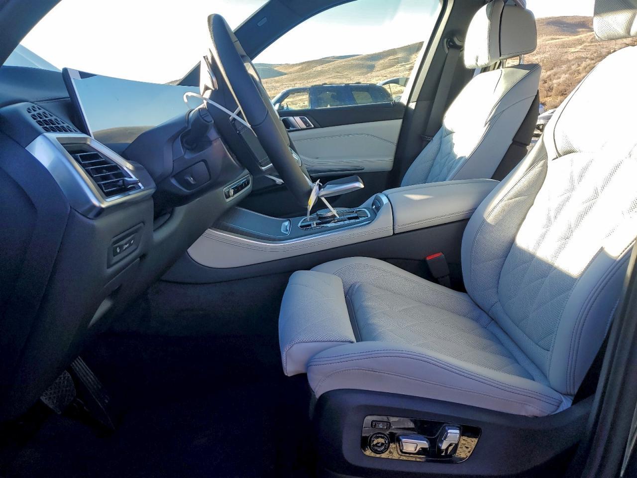 2026 BMW X5 xDrive50E - Image 7