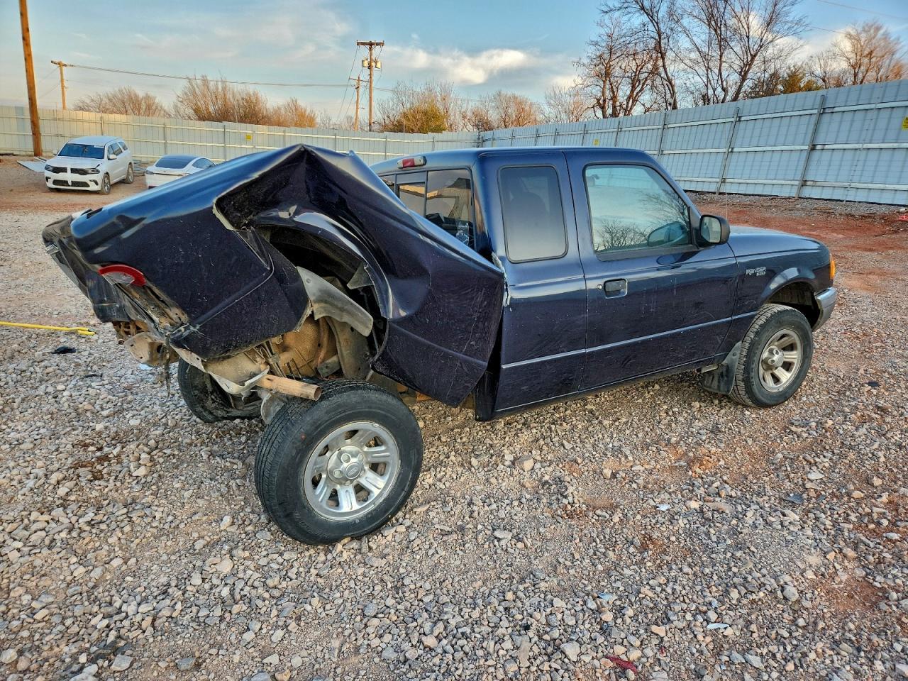 2002 Ford Ranger Super Cab - Image 3
