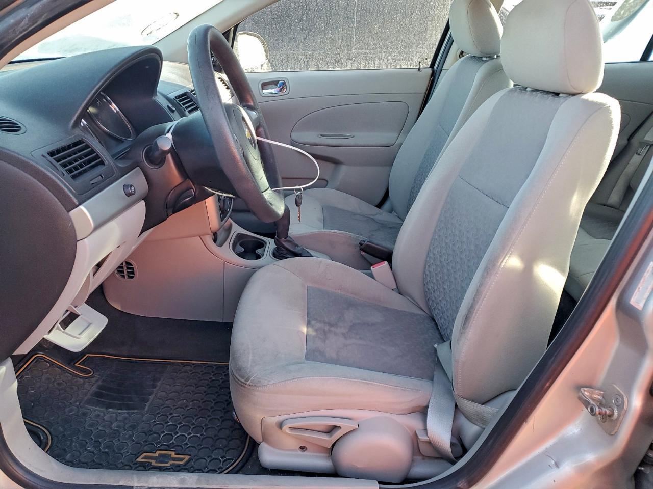 2010 Chevrolet Cobalt Ls - Фото 7