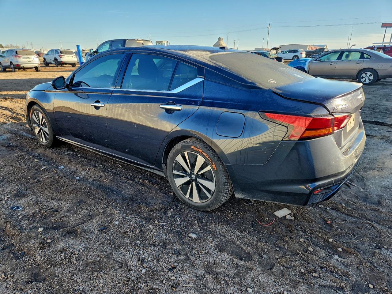 2019 Nissan Altima Sv - Фото 2