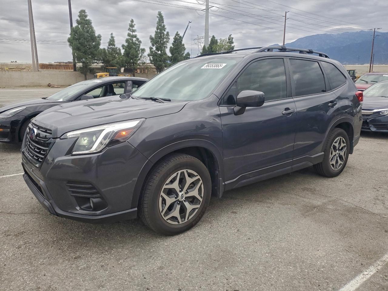 2023 Subaru Forester Premium