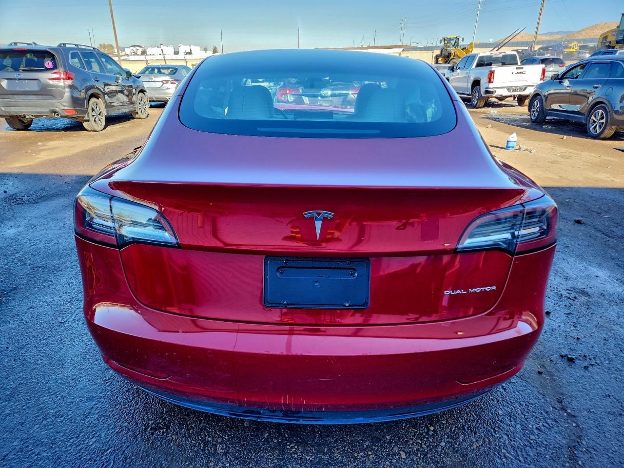 2021 Tesla Model 3 - Фото 6