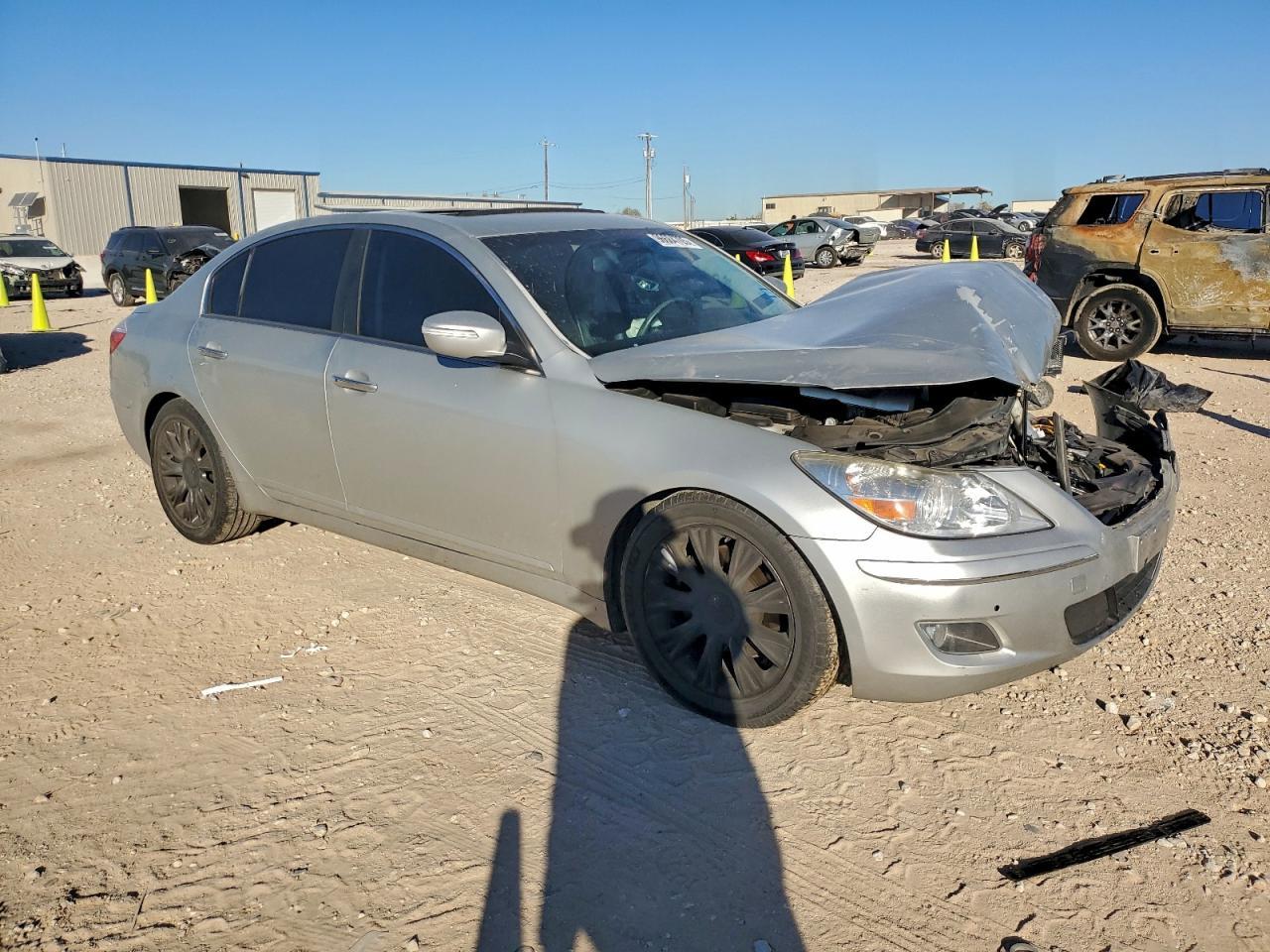 2011 Hyundai Genesis 3.8L - Фото 4