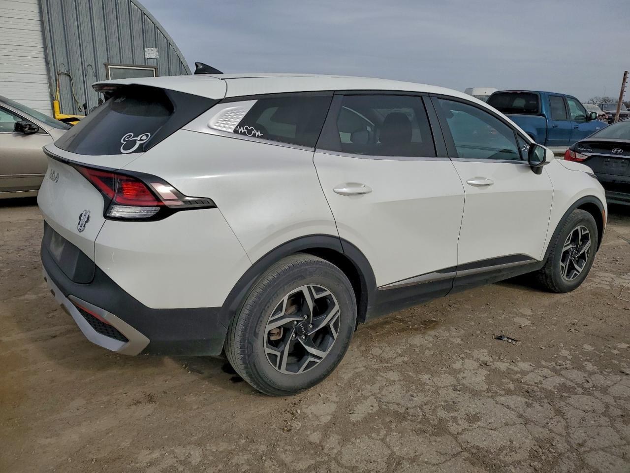 2023 Kia Sportage Lx - Фото 3