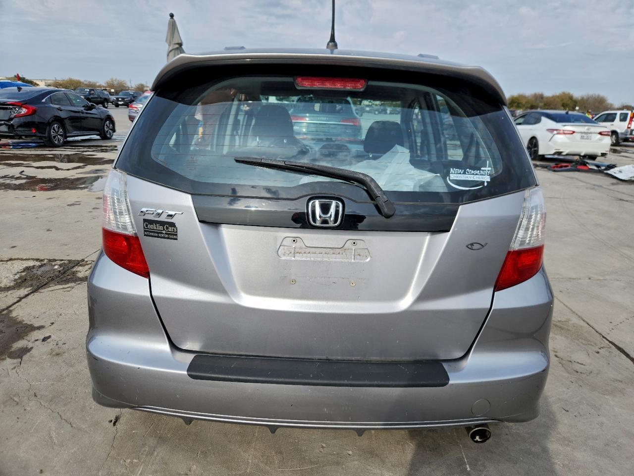 2009 Honda Fit Sport - Image 6