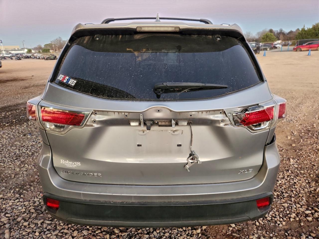 2015 Toyota Highlander Xle - Фото 6