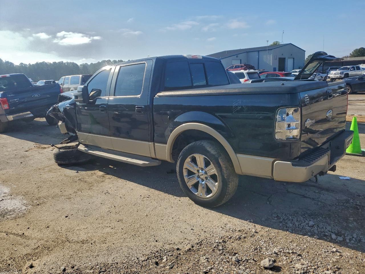 2008 Ford F150 Supercrew - Image 2