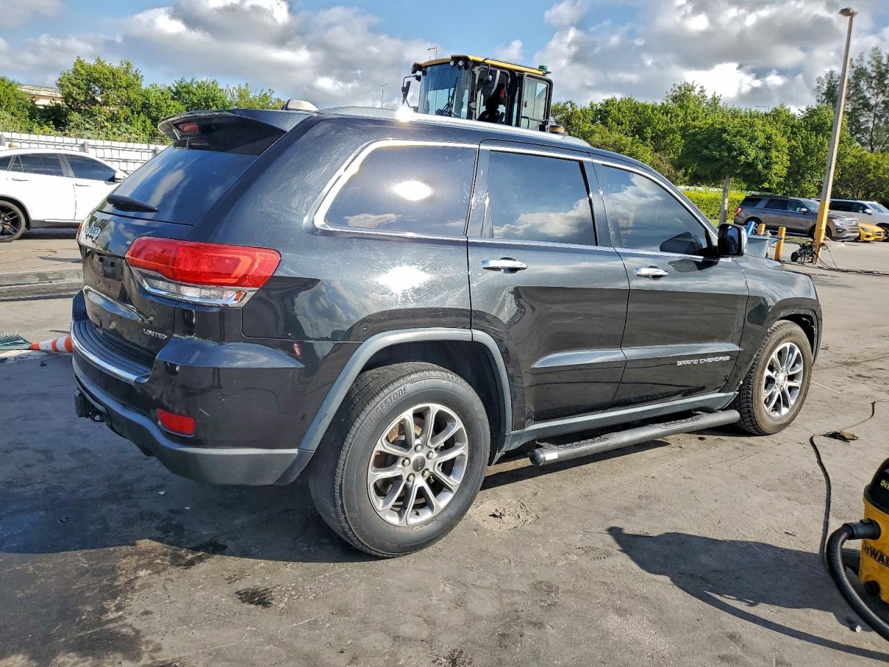 2014 Jeep Grand Cherokee Limited - Image 3